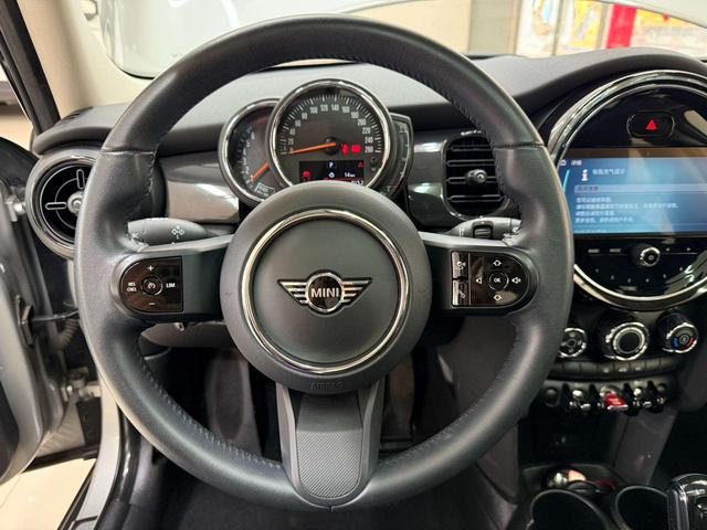 MINI Cooper 2023, фото 11