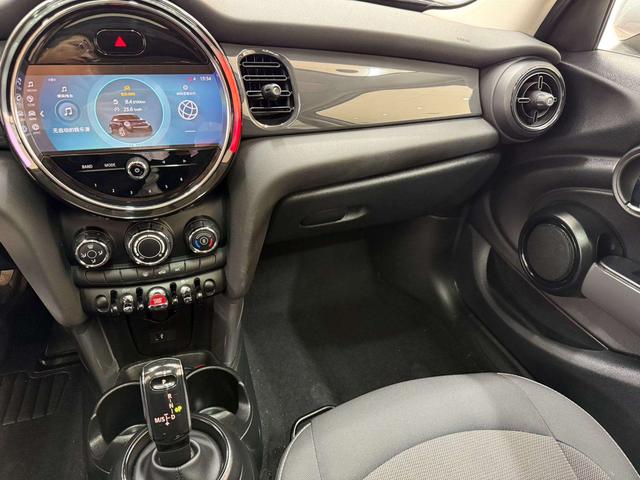 MINI Cooper 2023, фото 12