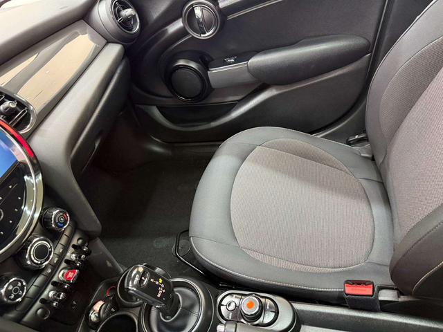 MINI Cooper 2023, фото 13