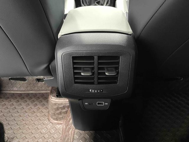Volkswagen Tayron 2025, фото 12