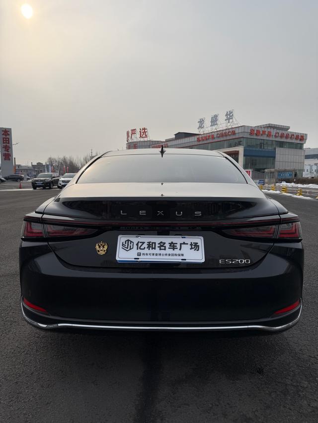 Lexus ES 2025, фото 4