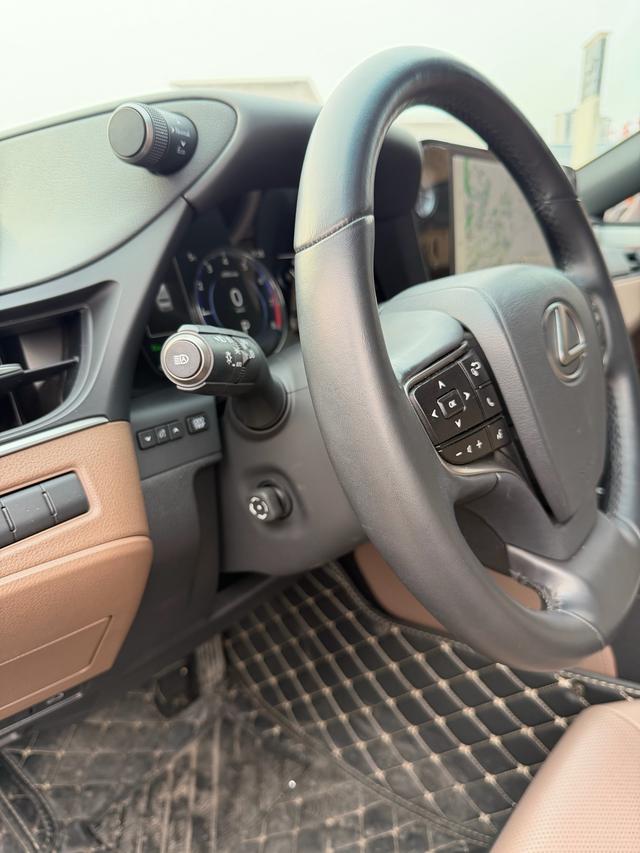 Lexus ES 2025, фото 7