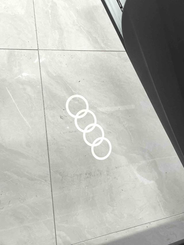Audi Q3 2023, фото 16
