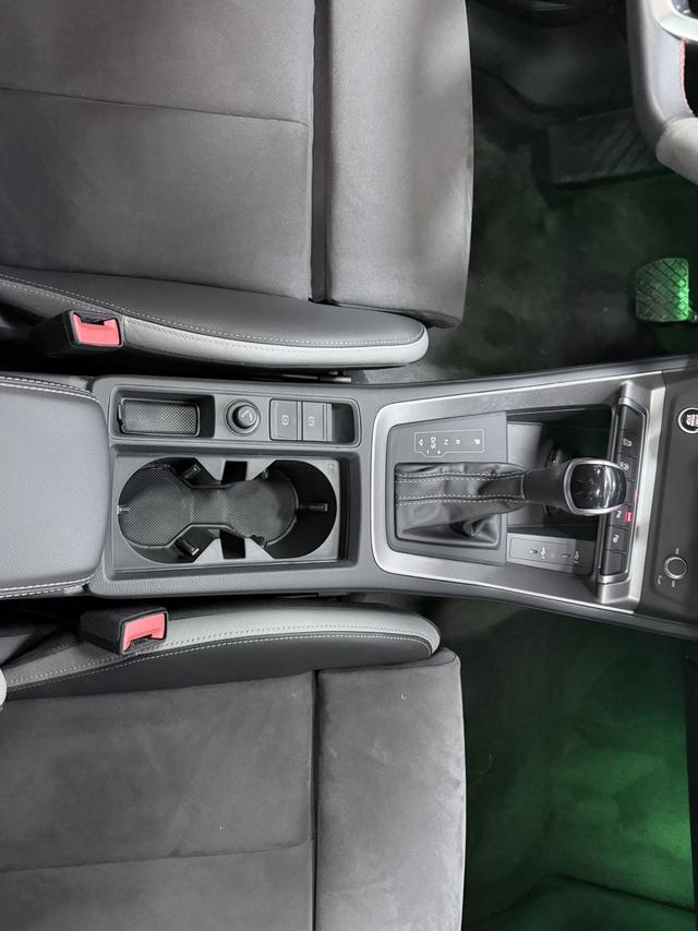 Audi Q3 2022, фото 15