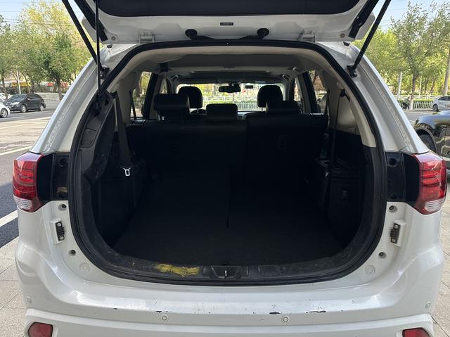 Mitsubishi Outlander 2021, фото 15