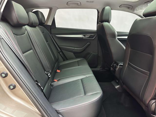 Skoda Karoq 2022, фото 14