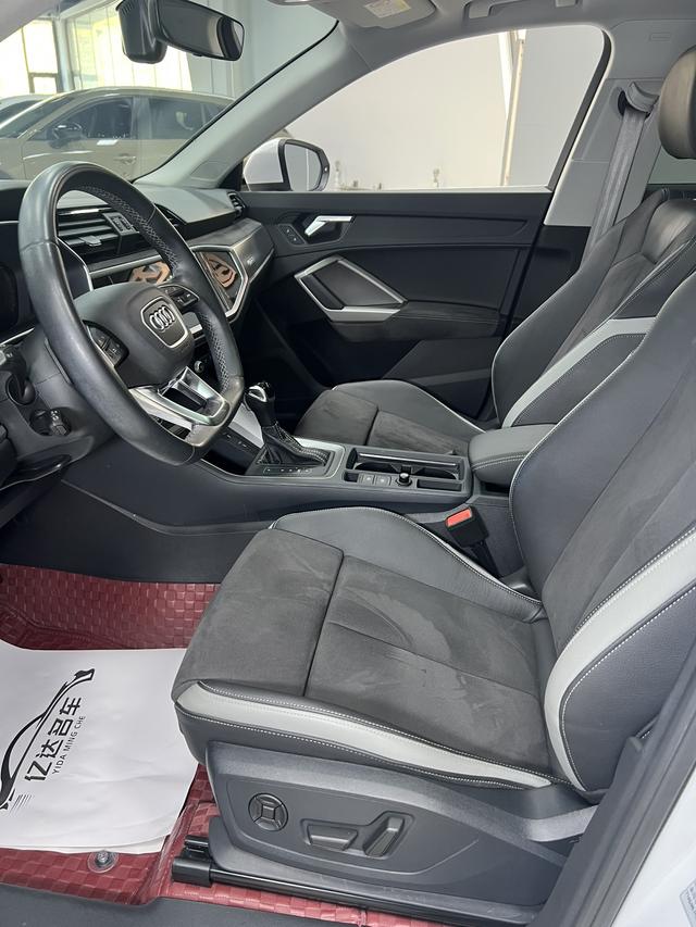 Audi Q3 2022, фото 15