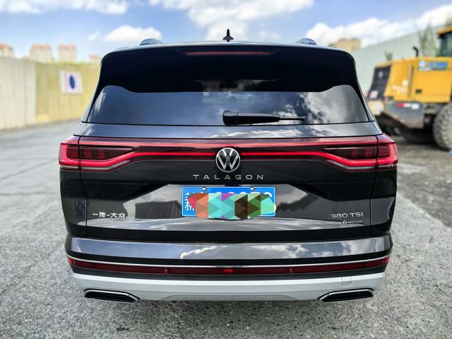 Volkswagen Tiguan 2025, фото 8