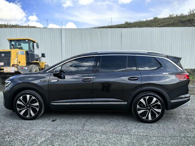 Volkswagen Tiguan 2025, фото 9