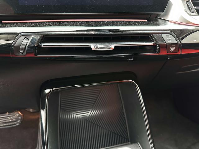 BMW X1 2023, фото 15