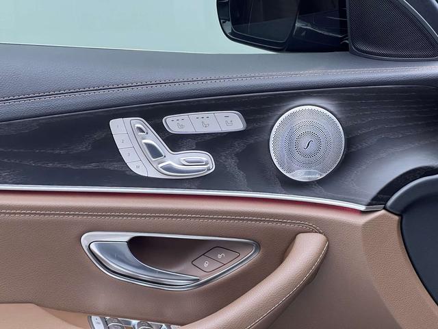 Mercedes-Benz E-Class 2021, фото 12