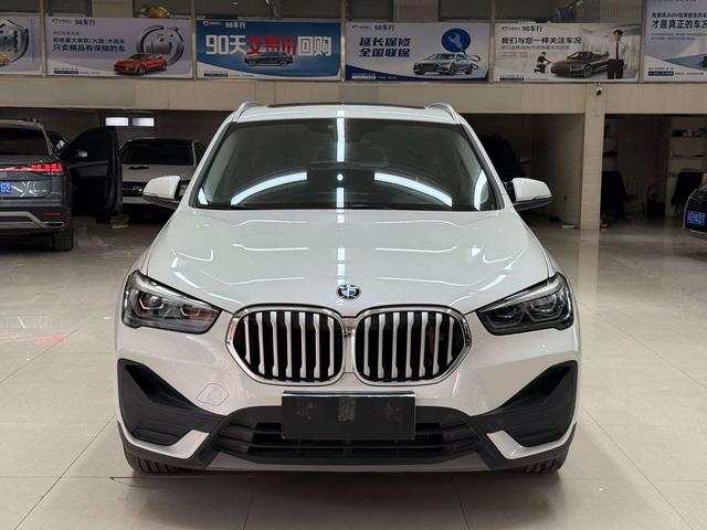 BMW X1 2021, фото 2