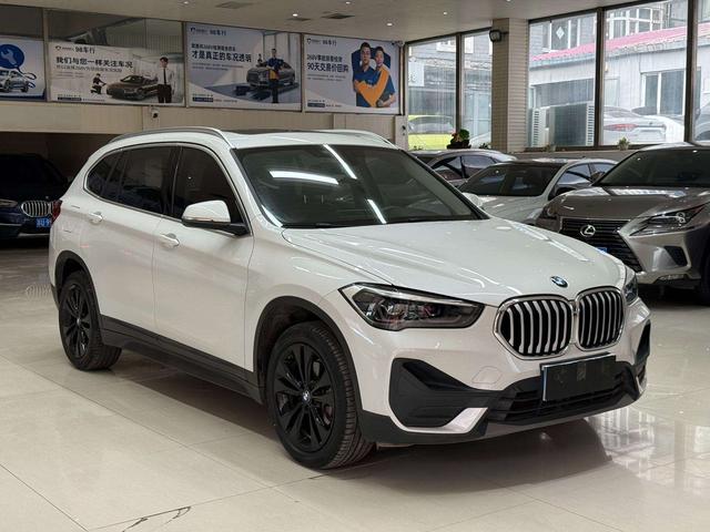 BMW X1 2021, фото 3