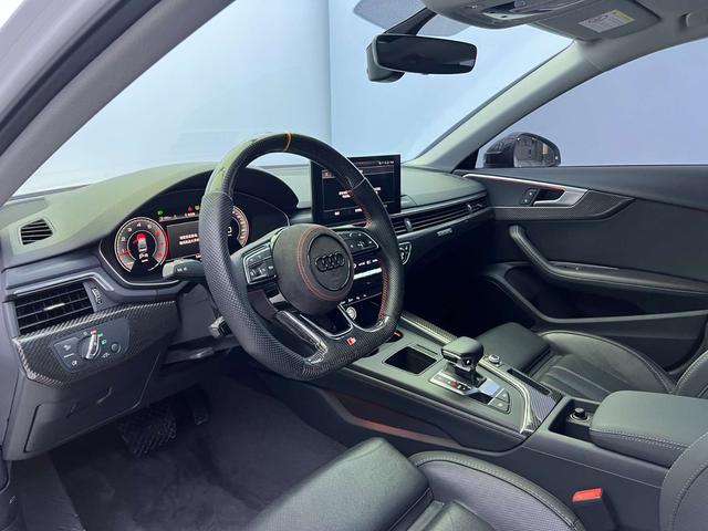 Audi A4L 2022, фото 8