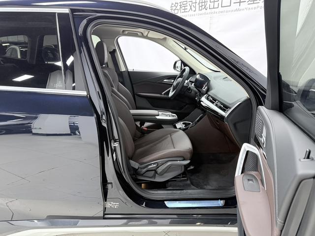 BMW X1 2023, фото 11