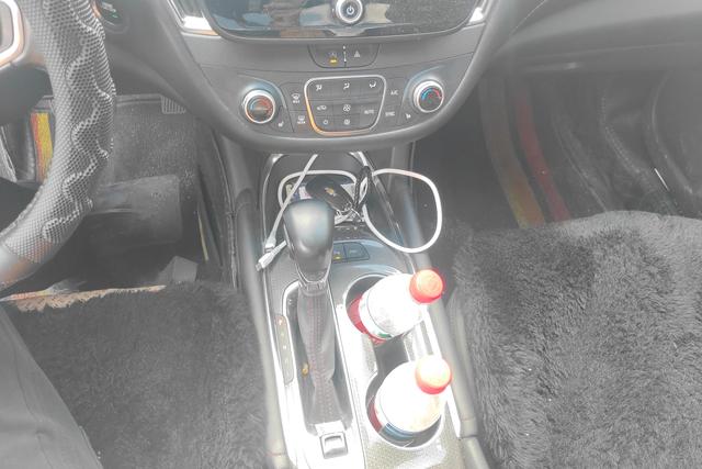 Chevrolet Malibu 2022, фото 16