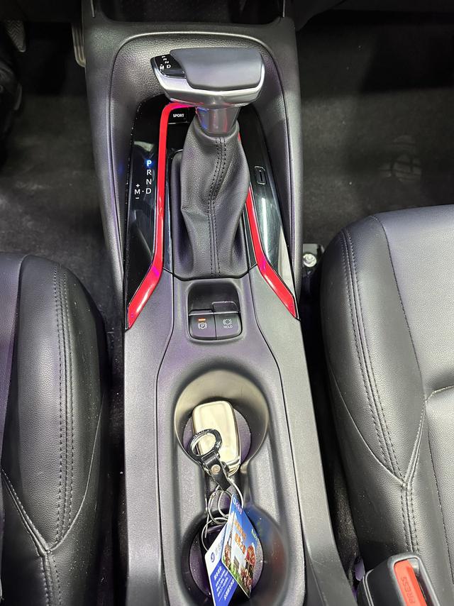 Toyota Corolla 2022, фото 15