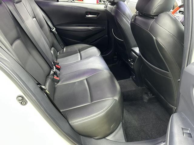 Toyota Corolla 2022, фото 16