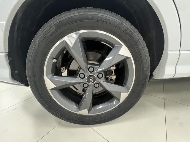 Audi Q3 2021, фото 8