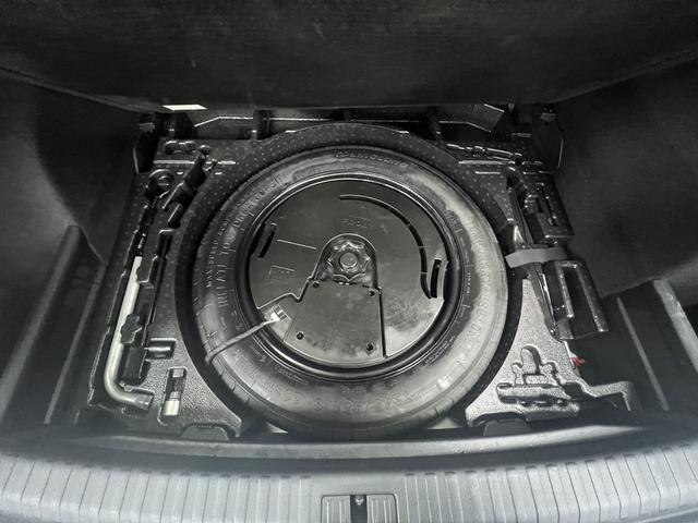 Audi Q3 2021, фото 16