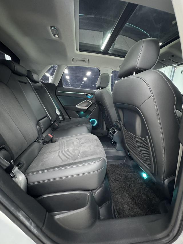 Audi Q3 2023, фото 14