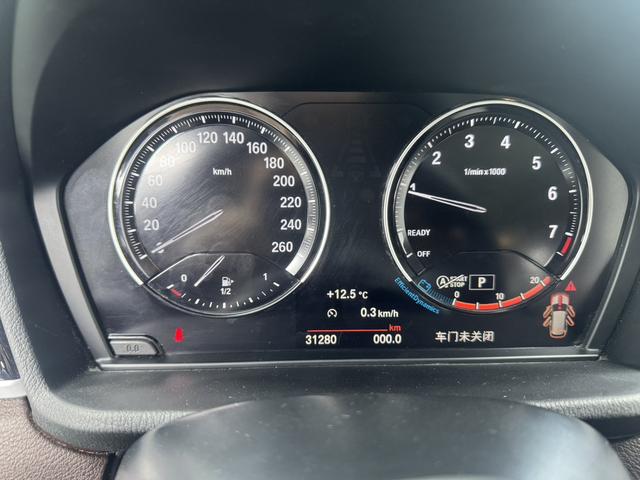 BMW X1 2022, фото 16