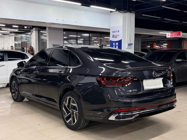 Volkswagen Jetta 2024, фото 9