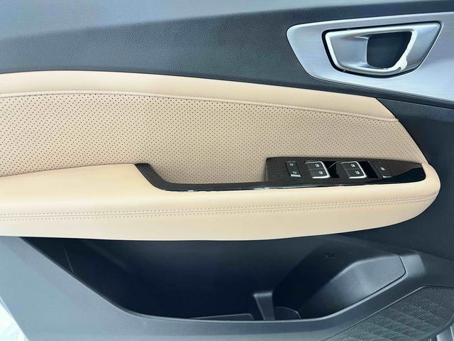 Wuling Jiachen 2022, фото 8