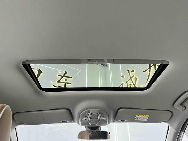 Wuling Jiachen 2022, фото 16