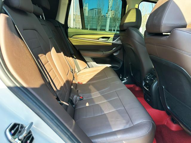 BMW X3 2021, фото 17