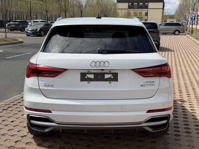 Audi Q3 2022, фото 5