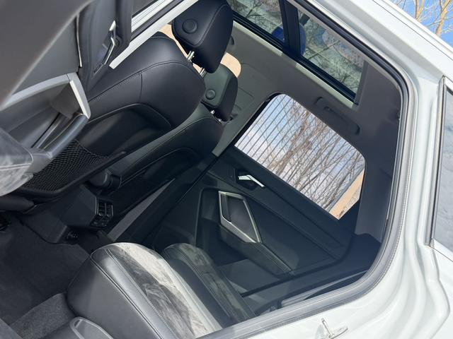 Audi Q3 2022, фото 14