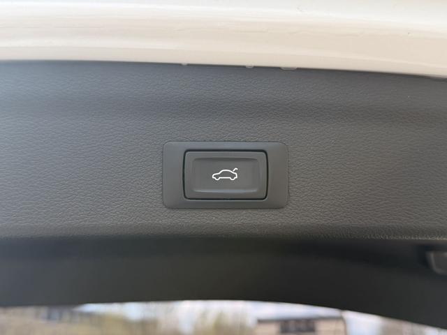 Audi Q3 2022, фото 16