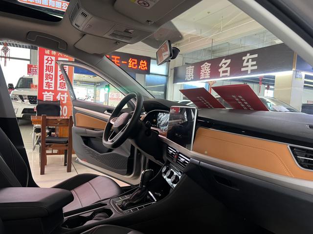 Volkswagen Bora 2023, фото 17