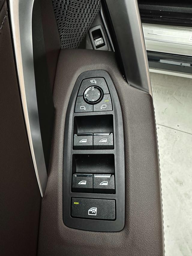 BMW X1 2023, фото 16