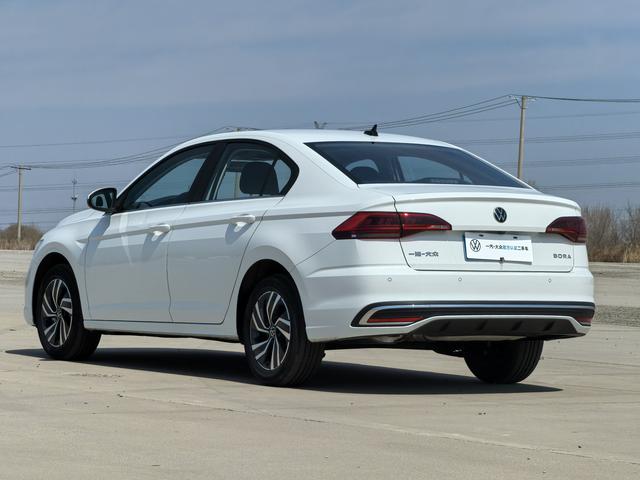 Volkswagen Bora 2026, фото 4