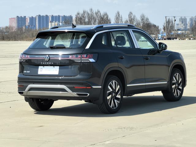 Volkswagen Tayron 2025, фото 6