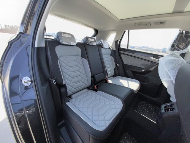 Volkswagen Tayron 2025, фото 12