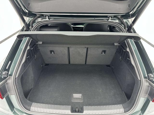 Audi A3 2022, фото 17