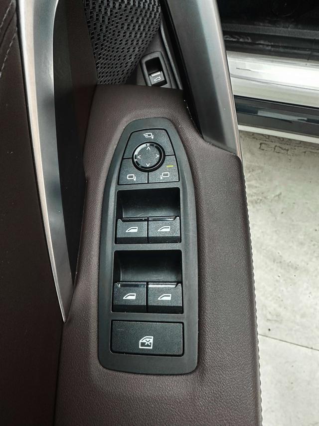BMW X1 2023, фото 16