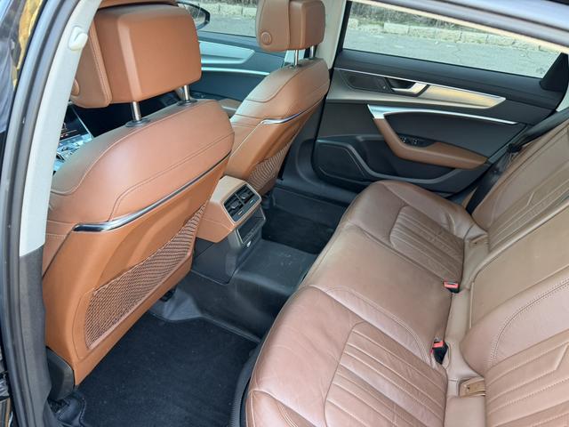 Audi A6L 2021, фото 8