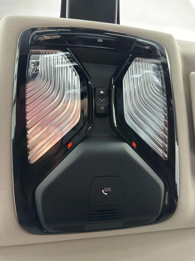 BMW 3 2023, фото 17