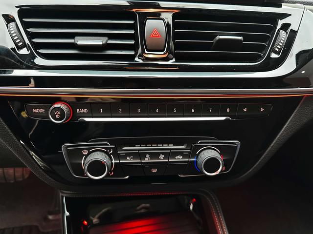 BMW 1 2021, фото 15