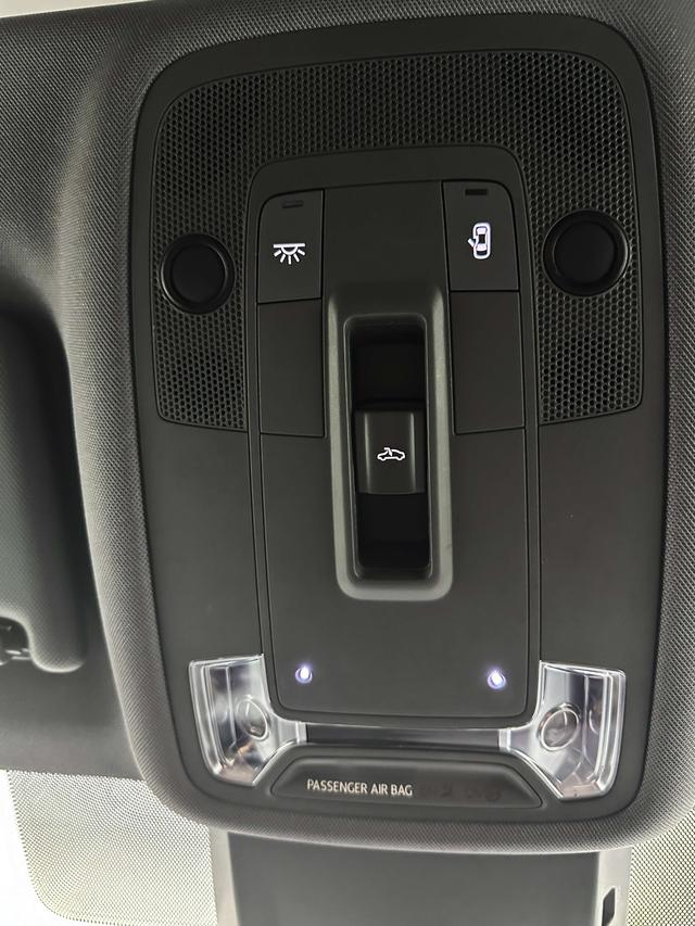 Audi A3 2023, фото 17