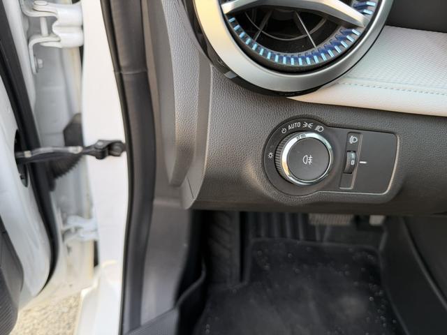 Chevrolet Onix 2023, фото 16