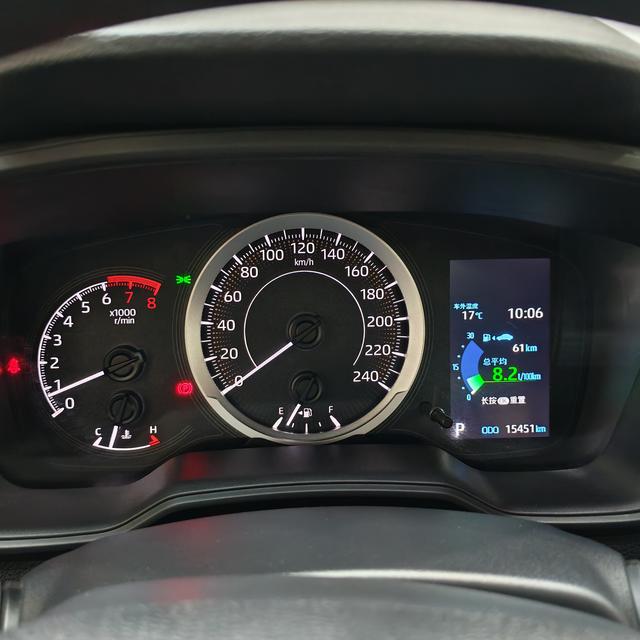 Toyota Corolla 2023, фото 13
