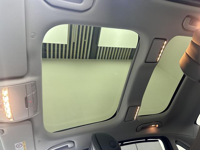 Mercedes-Benz E-Class 2023, фото 14