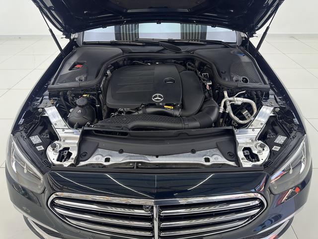 Mercedes-Benz E-Class 2023, фото 17