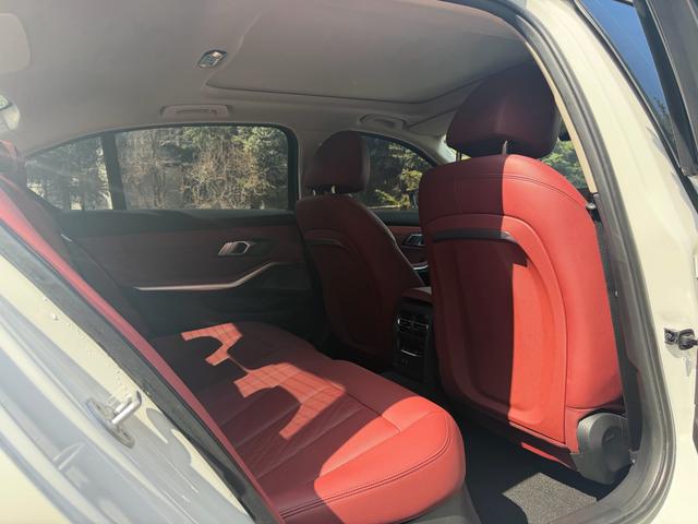 BMW 3 2023, фото 16