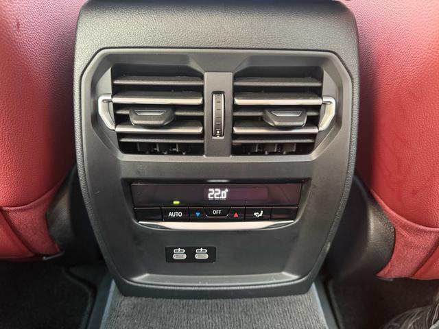 BMW 3 2023, фото 17